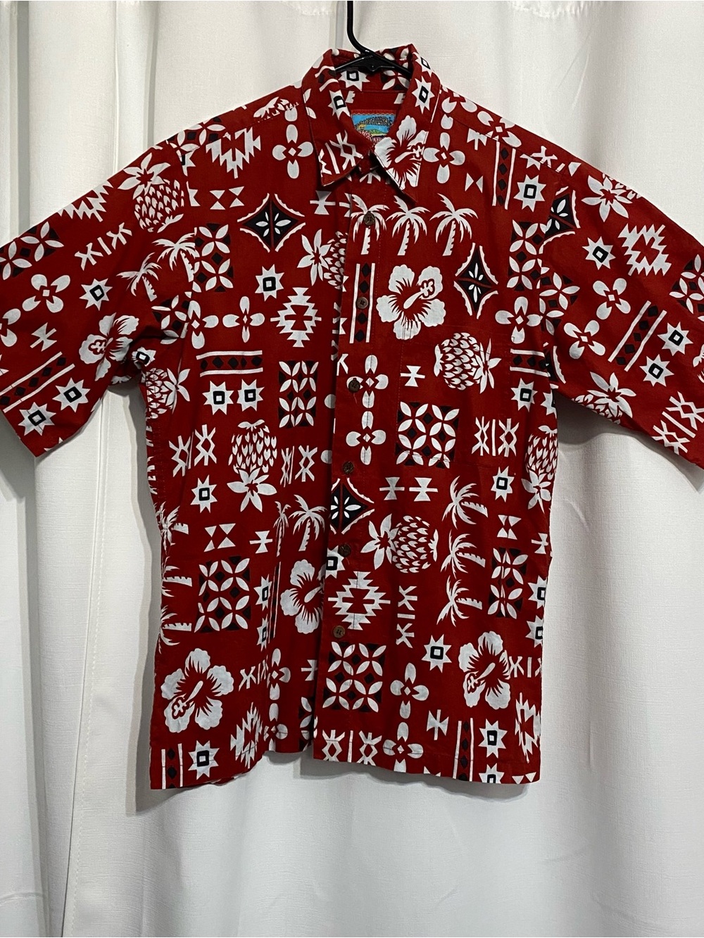 Reyn Spooner Joe Kealoha's Hawaiian Shirt S Red White Hibiscus Pineapple Print